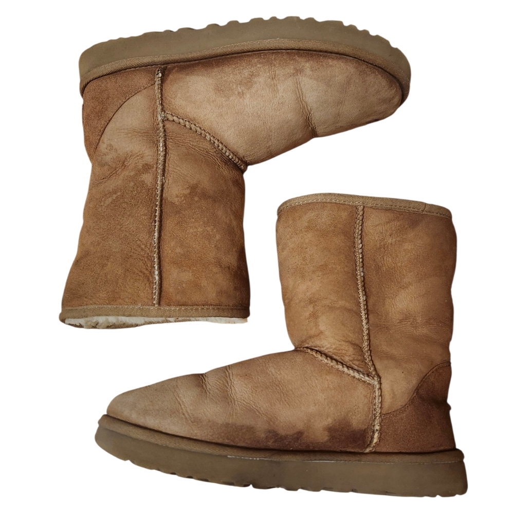 UGG Tan Sheepskin Boots - Picture 4 of 8